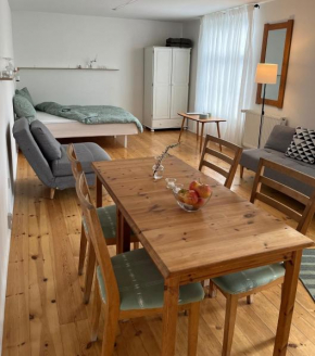 Grosses Zimmer Stort Værelse